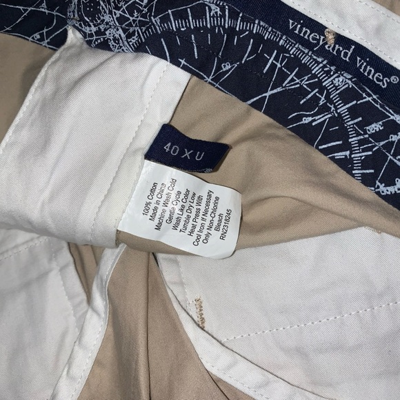 Men's vineyard vines khaki pants - Picture 3 of 4